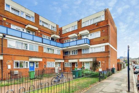 Russell Road, Canning Town