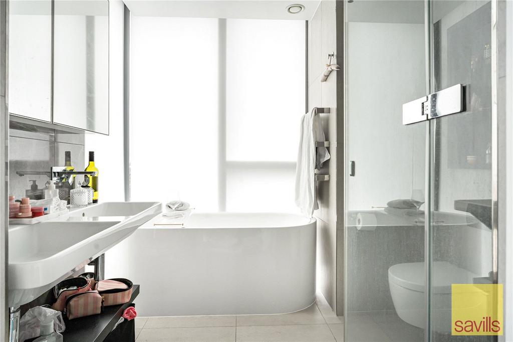 En Suite Bathroom