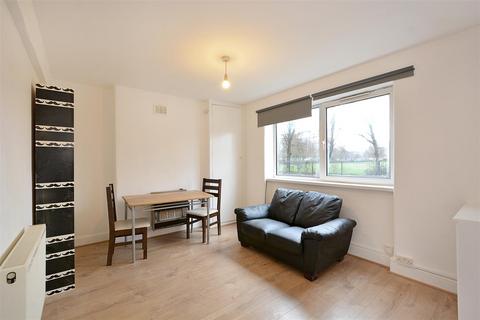 1 bedroom flat to rent, Barwell House, Menotti Street, London