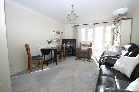 2 bedroom end of terrace house for sale, Windrush, New Malden