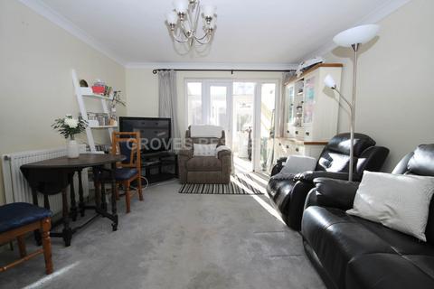 2 bedroom end of terrace house for sale, Windrush, New Malden