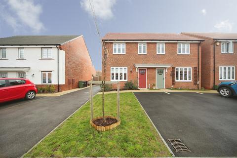 Claridge Crescent, Eagle Farm South, Milton Keynes