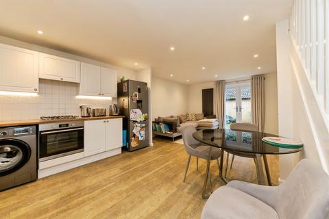 2 bedroom terraced house for sale, Ludwick Way, Welwyn Garden City