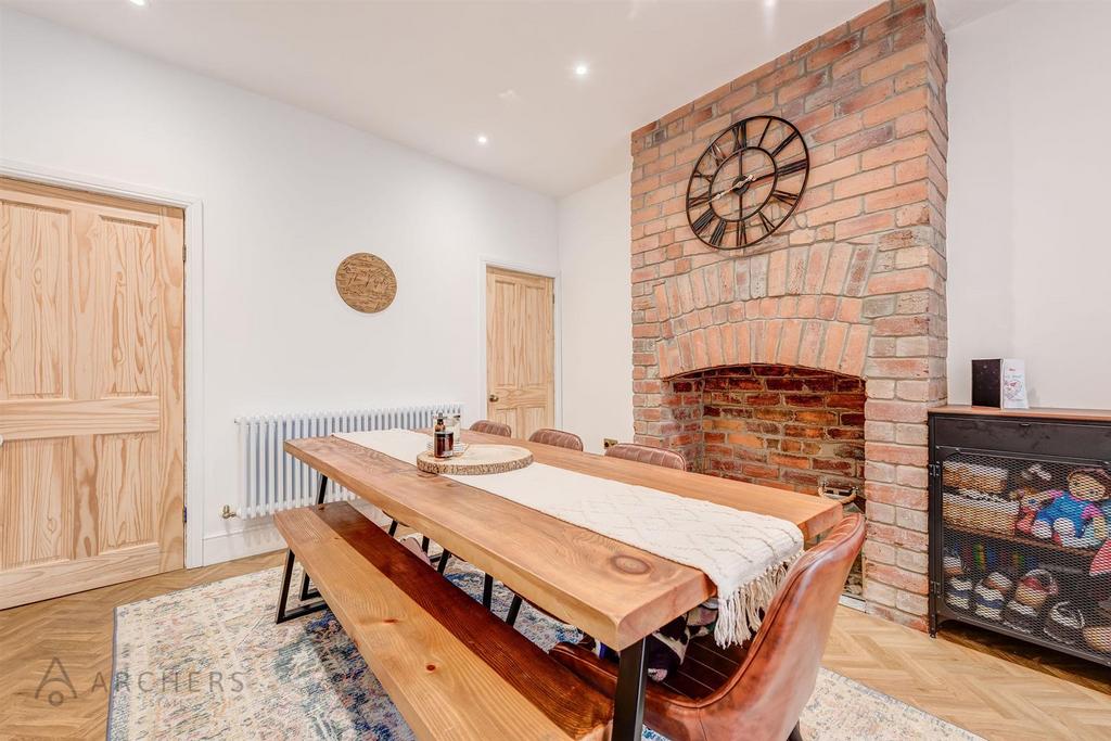 24 Lennox Road(Interior)-10.jpg