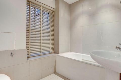 2 bedroom apartment to rent, Fulham Road, Chelsea