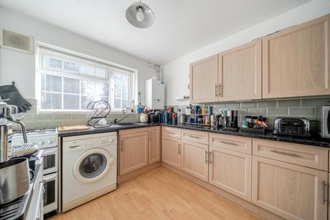 1 bedroom flat for sale, Nell Gwynne Avenue,  Sunninghill,  SL5