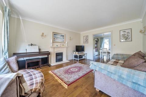 undefined, Twyford,  Adderbury,  Banbury,  Oxfordshire,  OX17