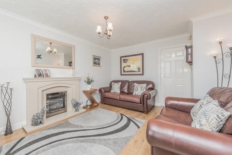undefined, Low Cliff Walk, Heckmondwike, West Yorkshire, WF16