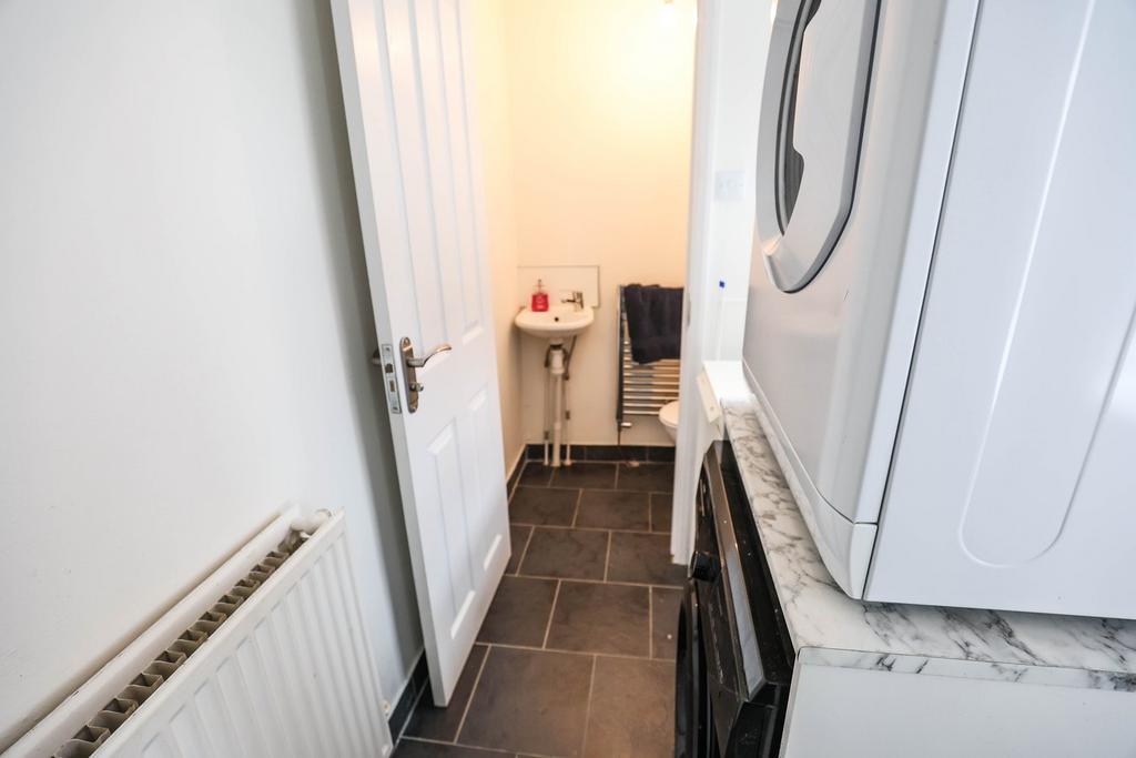 Utility & Cloakroom
