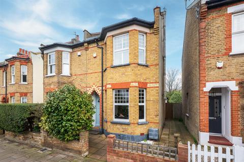 Bromley Gardens, Shortlands, BR2