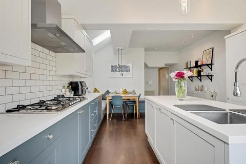 undefined, Bromley Gardens, Shortlands, BR2