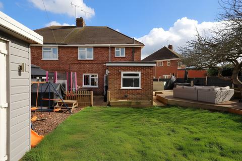 undefined, Myrtle Grove, South Ockendon RM15