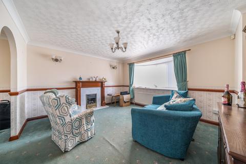3 bedroom detached bungalow for sale, Villa Close, Branston, Lincoln, Lincolnshire, LN4