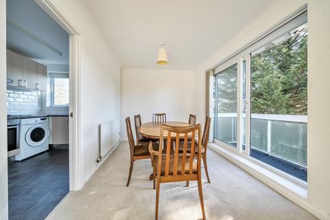 2 bedroom flat for sale, Mays Hill Road, Bromley, BR2