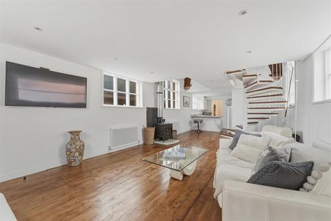 undefined, Welford Road, Husbands Bosworth, Lutterworth