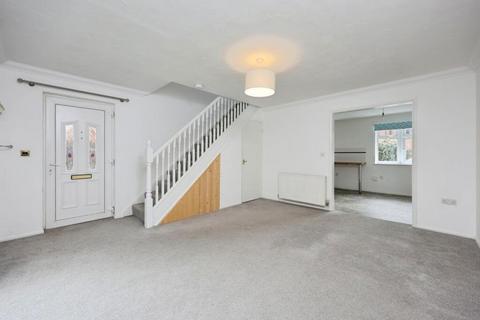 2 bedroom house to rent, Nelson Drive, Cowes