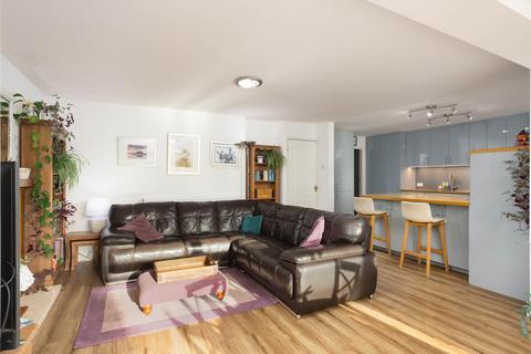 5 bedroom detached house for sale, Bridge Garth, Wetherby LS23