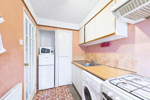 1 bedroom flat for sale, Markfield, Court Wood Lane, Croydon