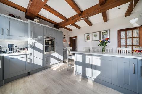 4 bedroom detached house for sale, Chelsfield Road, Orpington