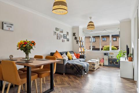 2 bedroom flat for sale, 60 Shawhill Road, Shawlands, Glasgow, G41 3RW