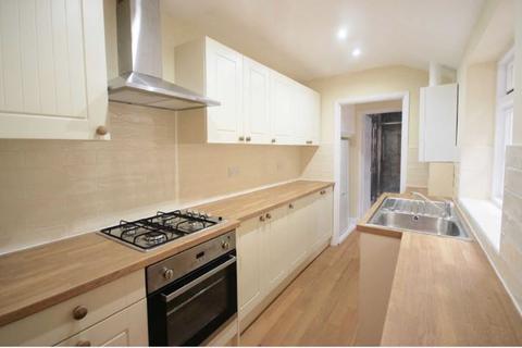 1 bedroom flat to rent, London Road, Shenley, WD7