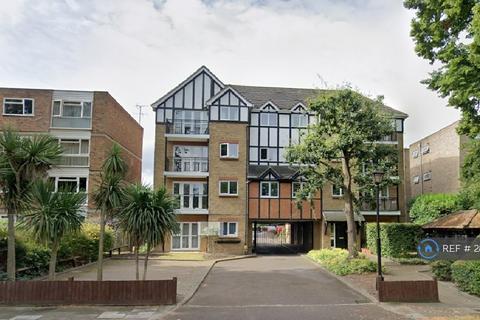 2 bedroom flat to rent, Chartwell Lodge, Beckenham, Kent, BR3