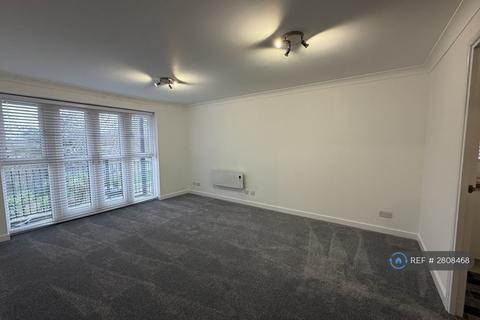 2 bedroom flat to rent, Chartwell Lodge, Beckenham, Kent, BR3