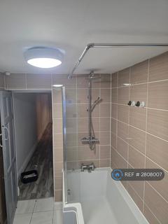 3 bedroom terraced house to rent, Thorold Road, Chatham, ME5