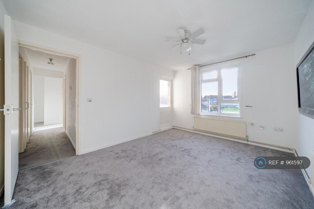 Livingroom Empty