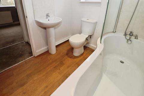 1 bedroom flat for sale, Cranleigh Court Road, Yate, Bristol, BS37