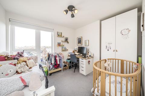 2 bedroom apartment to rent, Bowen Drive, London, SE7