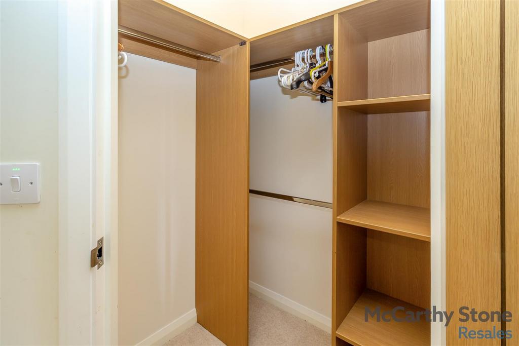8679578-interior04.jpg