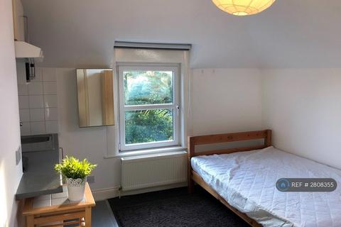 undefined, Clifton Road, Kingston Upon Thames, KT2