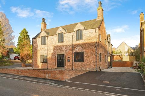 3 bedroom detached house for sale, Bullhurst Lane, Weston Underwood, Ashbourne
