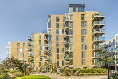 3 bedroom flat for sale, Goodchild Road, London N4