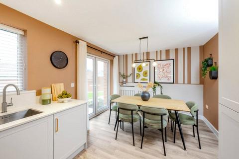 undefined, Brox Road, Chertsey KT16