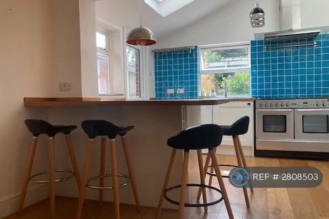 undefined, Basingstoke Road, Reading, RG7
