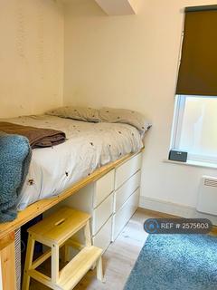 undefined, Lingfield Avenue, Kingston Upon Thames, KT1