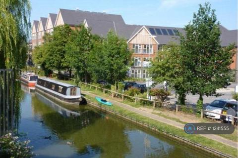 2 bedroom flat to rent, Dunlin House, Milton Keynes, MK2