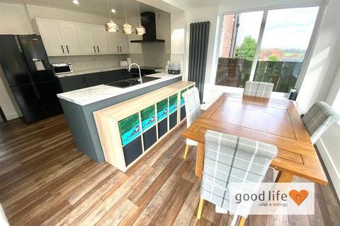 4 bedroom house for sale, Maple Avenue, Sunderland SR3