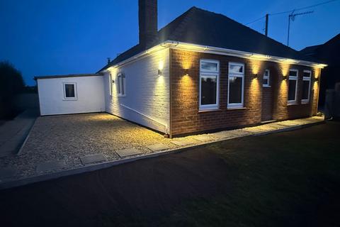 2 bedroom detached bungalow for sale, Holbeach Drove Gate, Holbeach Drove, PE12