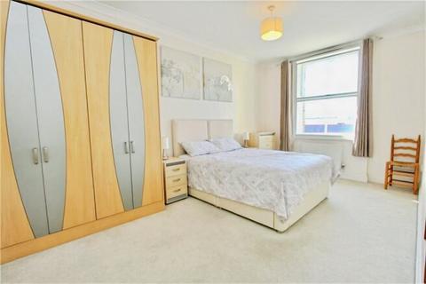 undefined, 82 Canute Road, Southampton SO14