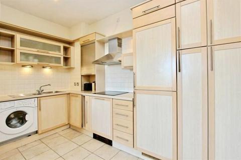 undefined, 82 Canute Road, Southampton SO14