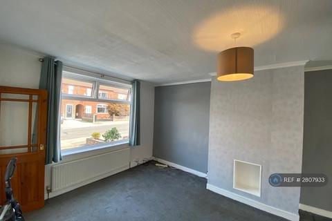 3 bedroom semi-detached house to rent, Priory Lane, Stockport, SK5