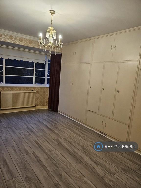 Bedroom-Ff-Rear