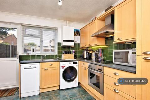 2 bedroom terraced house to rent, Havenside, Little Wakering, Southend-On-Sea, SS3