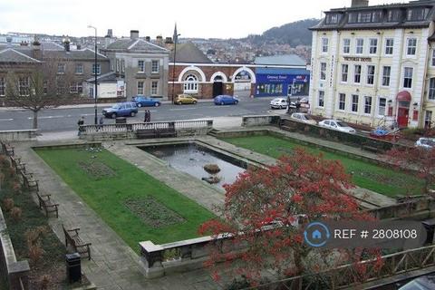 undefined, West Square, Scarborough, YO11
