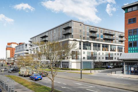 Beckhampton Street, Swindon