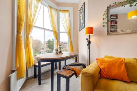 2 bedroom flat for sale, Stockwell Road, SW9