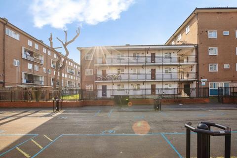 2 bedroom apartment for sale, East Street, London SE17